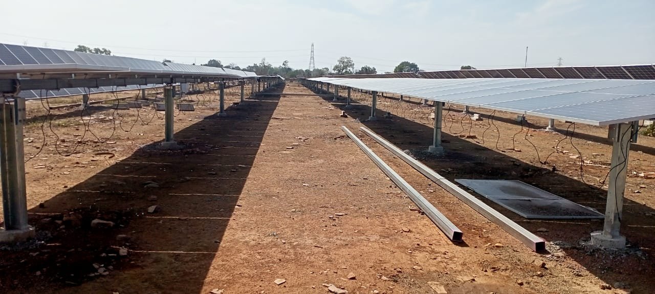 Solar PV module array